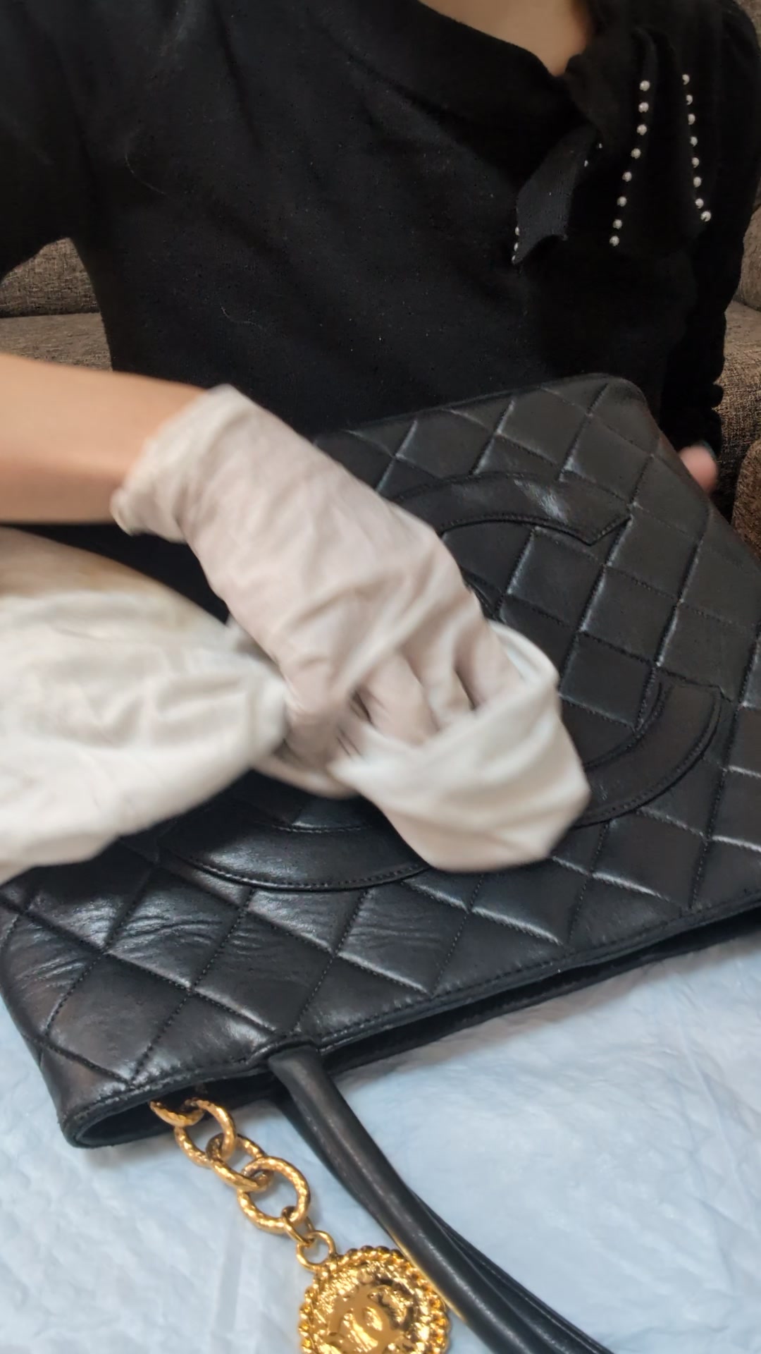 ブランドバッグのリペア作業
